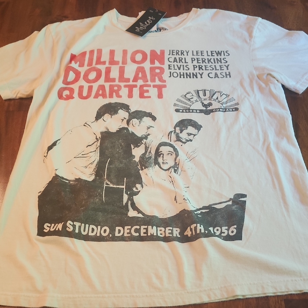 Womens Philcos Sun Record Company Million Dollar Quarter T Shirt Large NWT